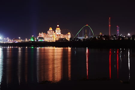 Sochi, Hotel bogatyr, iluminasi, malam, Sungai