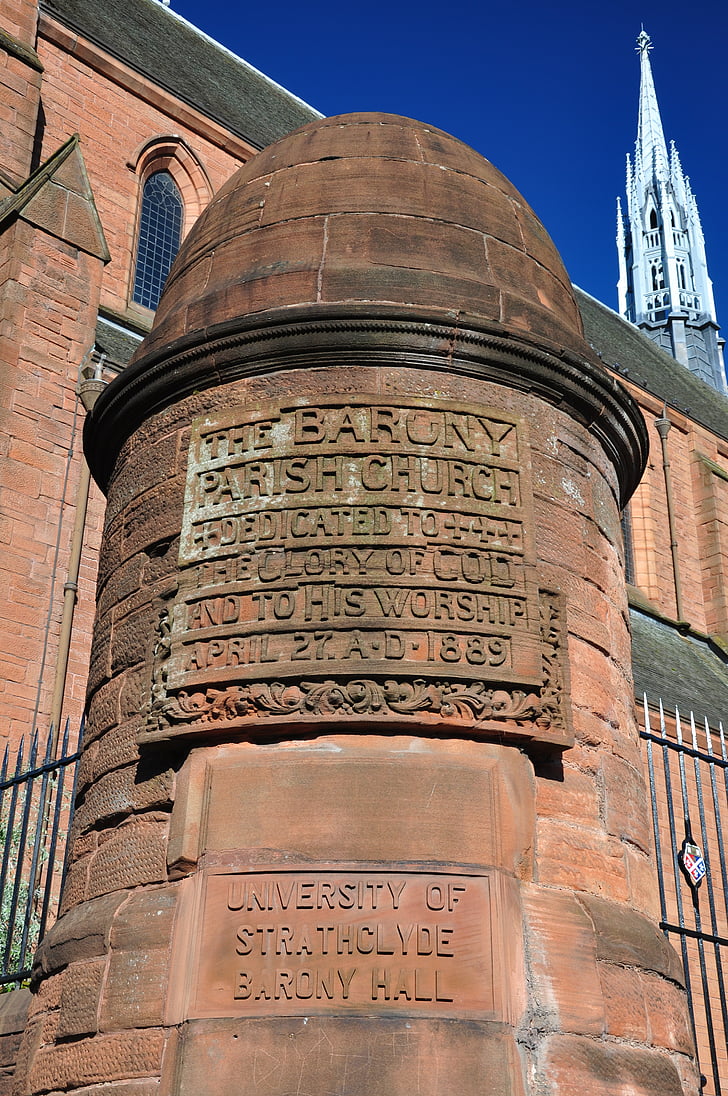 Scotland, Glasgow, Nhà thờ, Đài tưởng niệm