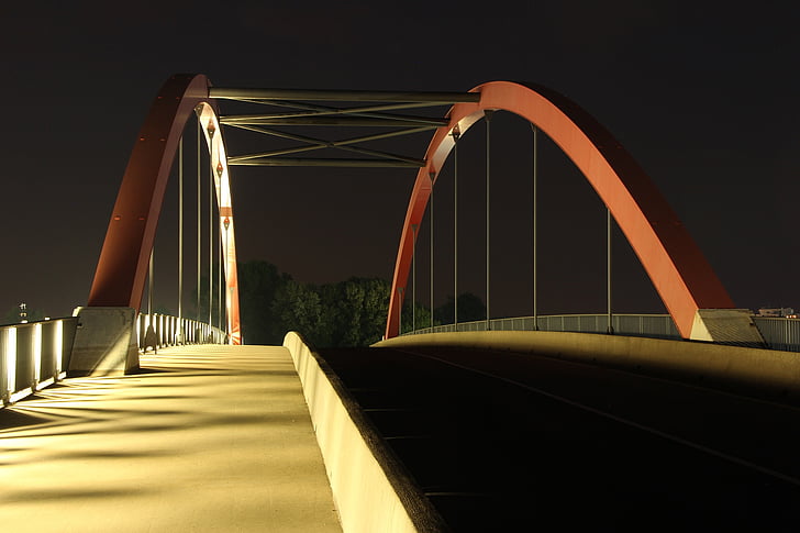 Industrijska zona, luka, most, čelične konstrukcije, osvijetljeni, Njemačka, noć fotografija