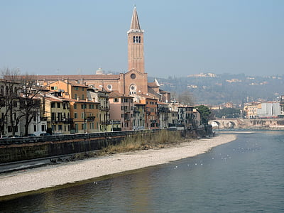 Verona, Río, Adige, paisaje, Iglesia, Campanile, agua