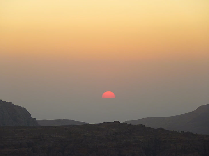 Petra, Yordania, liburan, perjalanan, Timur Tengah, pemandangan, matahari terbenam