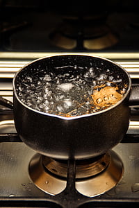 pan, water, kitchen, boiling water, fire, stove, œuf