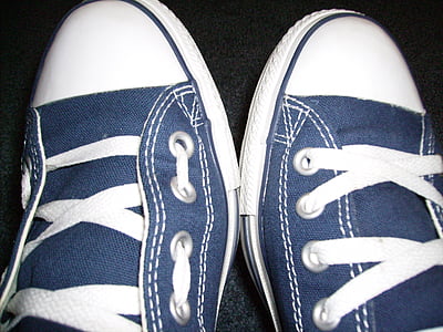 Chucks, sko, basketball gear, blå sko, snørebånd