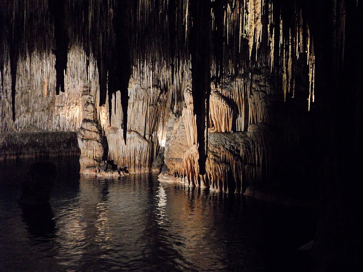 caverna, covil do dragão, Mallorca, estalagmites, espeleotemas, estalactites, caverna de estalactite