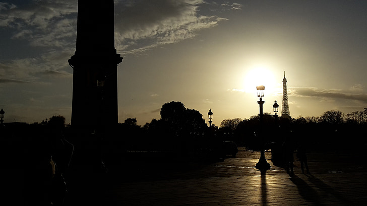 Paříž, náměstí Place de la concorde, Západ slunce