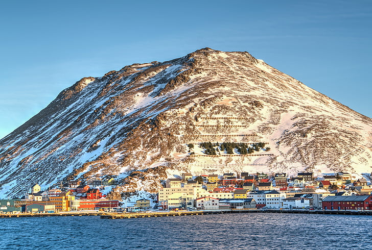 Norwegia, góry, Architektura, Honningsvåg, Wybrzeże, śnieg, farm drzewo