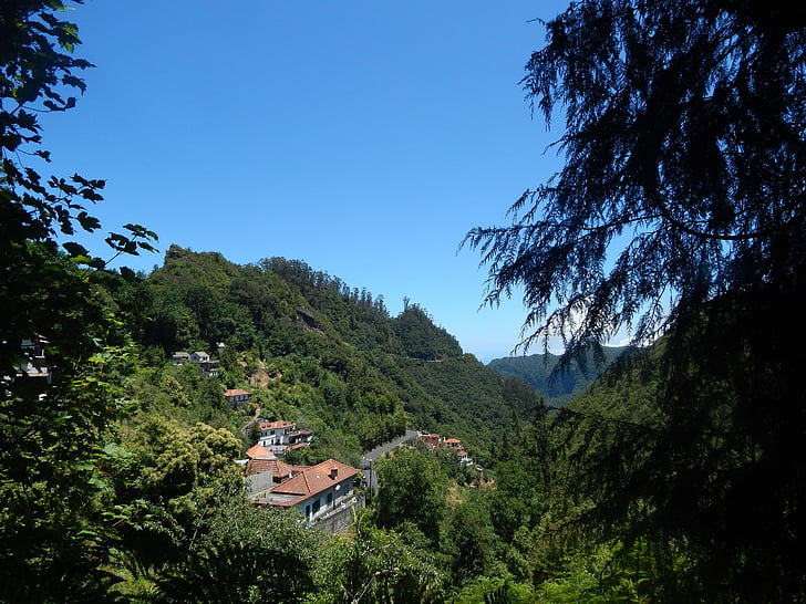 bergsby, bergslandskap, Madeira