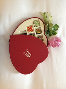 шоколад, подарък, Lotus flower, Lotus, романтичен, Свети Валентин, ангажираност