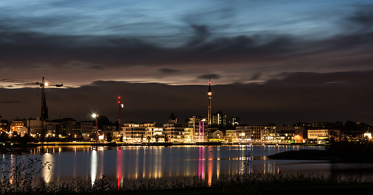 Phoenix lake, stad, huizen, Dortmund, nacht