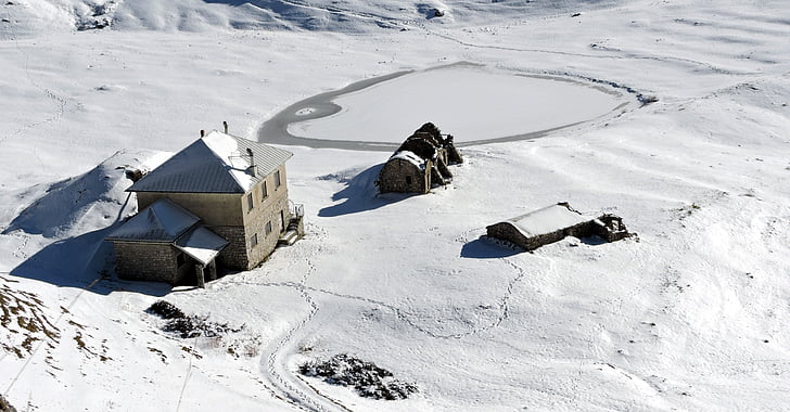 refuge, alm, snow, house, lake, frozen