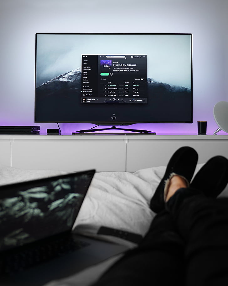 TV, Monitor, pantalla, dormitori, llit, relaxar-se, interior