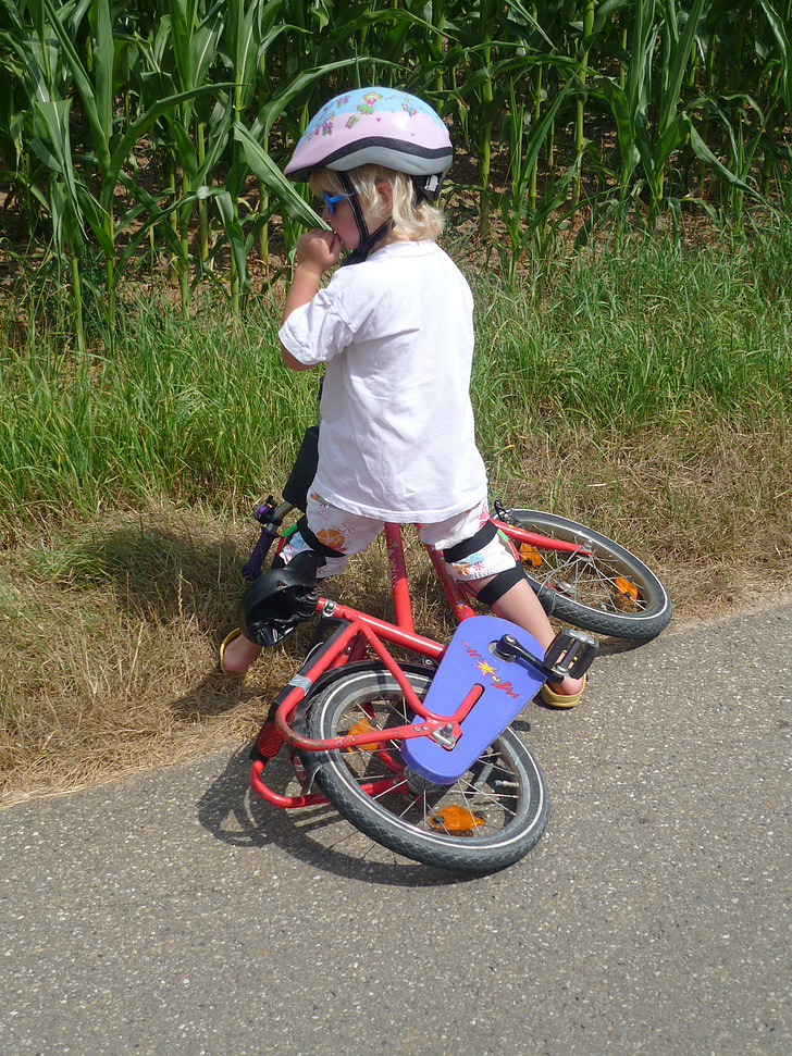 niño, casco de bicicleta, bicicleta, caída, falta, aprender, incierto
