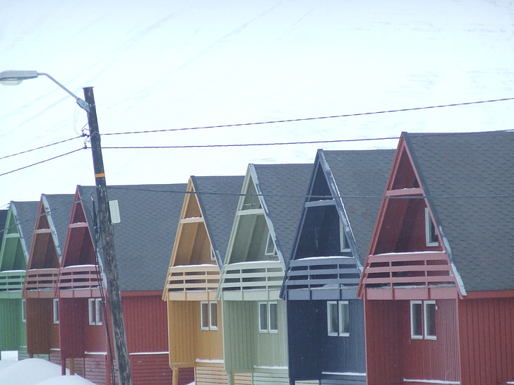 Domy, kolory, Norwegia, śnieg