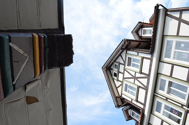 goslar, fachwerkhaus, low angle shot