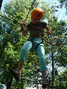 ronimine Aed, High ropes course, Ropes course, metsa ronimine, lapse, ronida, ronimine park