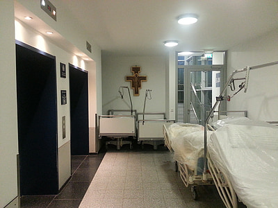 hospital, ill, bedside, disease, deliver, beds, isolation