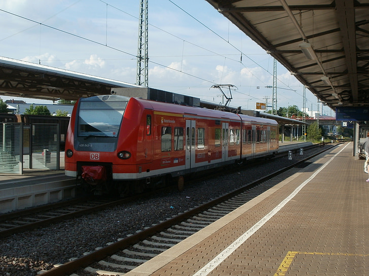 homburg, train station, train, platform, track, germany, commuting