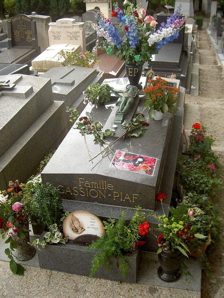 Edith piaf, tomba, Pau, Cementiri, Monument, flors, reconeixement