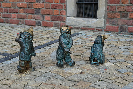 Wrocław, krasnal, la estatuilla, escultura, ornamento de, humorística, chico