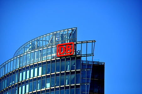Deutsche bundesbahn, logo, emblēma, mājas, ēka, Berlīne, Debesskrāpis