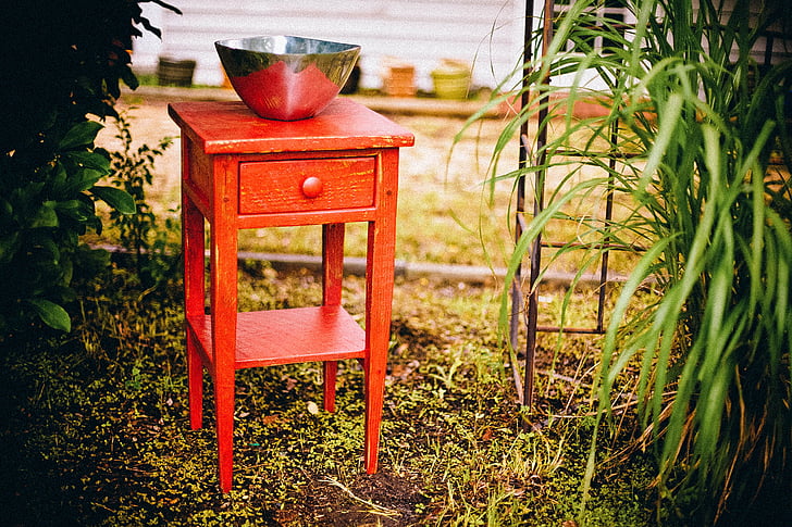 stalo galo, Stalčiaus, kaimiško stiliaus, spintelė, raudona, baldai, naktinis staliukas