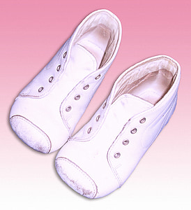 baby shoes, white, shoes, children's clothing, leather, leather shoes, footwear