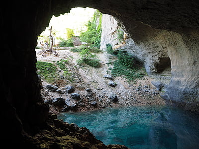 source de la sorgue, source, spring, water cave, cave, river, source of sorgue