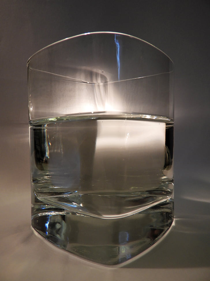 sklo, voda, nápoj, žízeň, reflexe