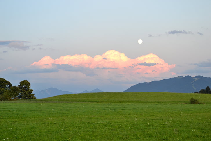 Bavorsko, měsíc, alpské
