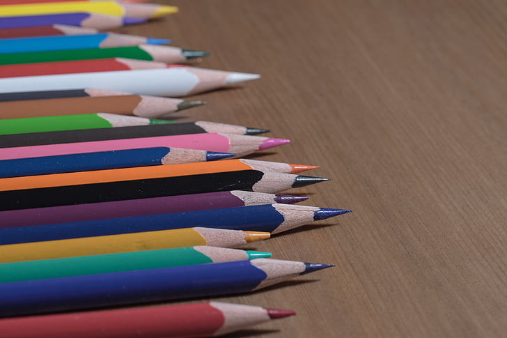 Kolorowe kredki, Kołki drewniane, długopisy, kolorowe, Kolor, Farba, Szkoła