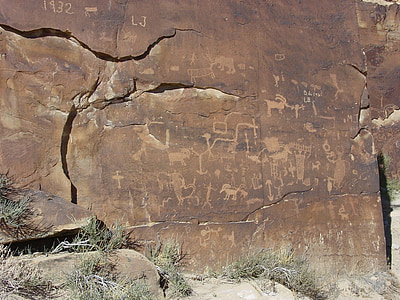 petroglyphs, sembilan-mil canyon, Carbon county, Utah, seni cadas, gurun