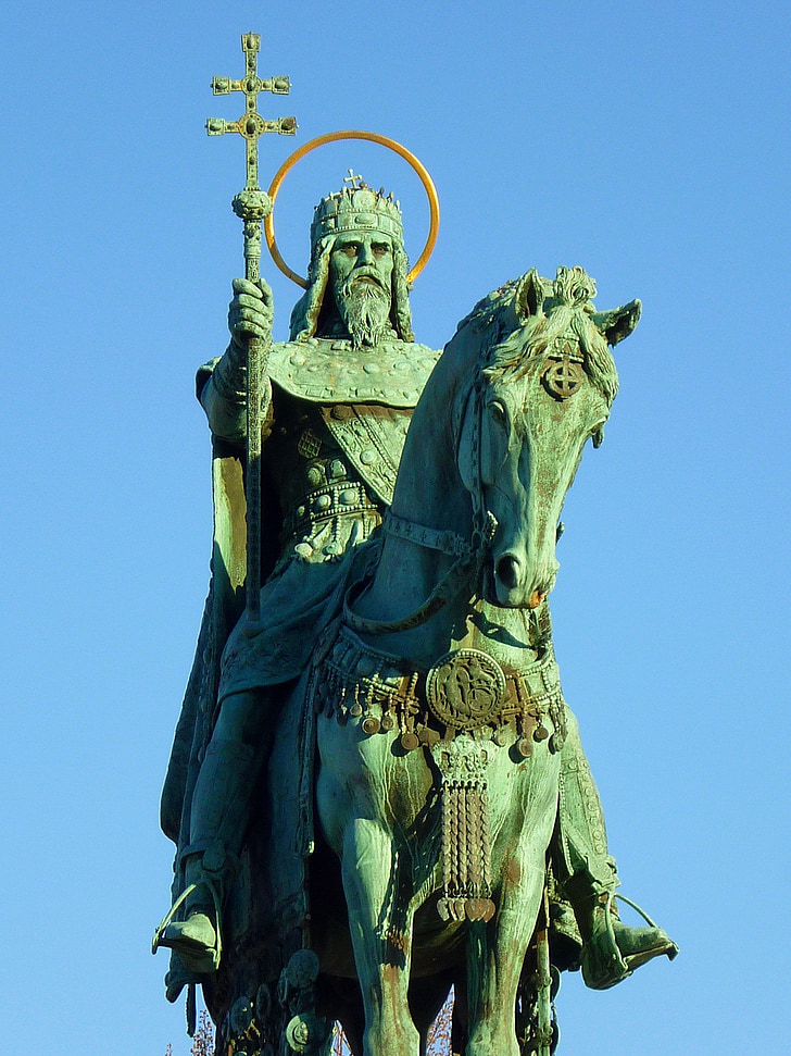 Budapest, Buda, slottsområdet, Fiskarbastionen, St stephen's, kungen, staty