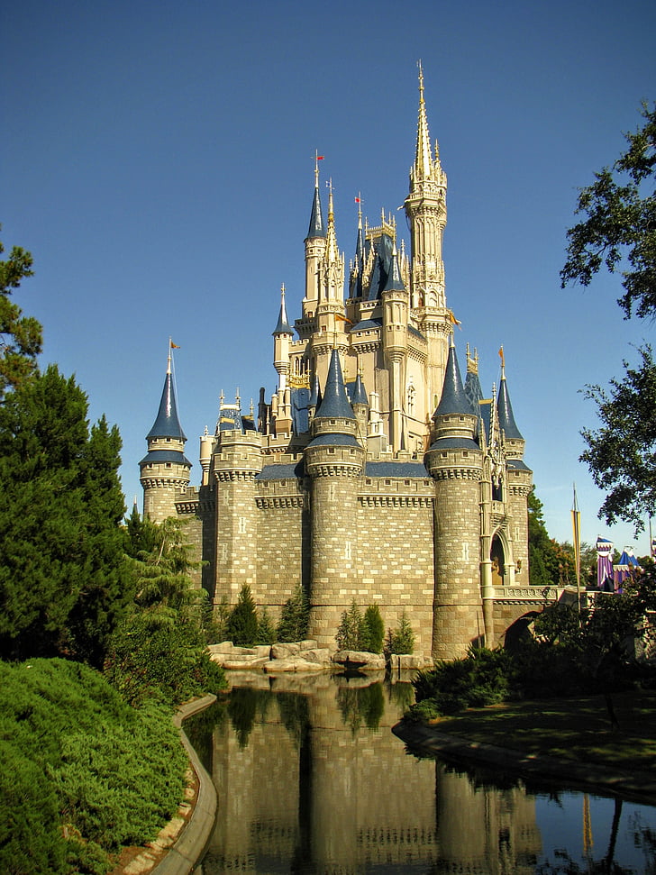 Disney world, Zamek, Disney, Orlando, Architektura, styl gotycki, Kościół