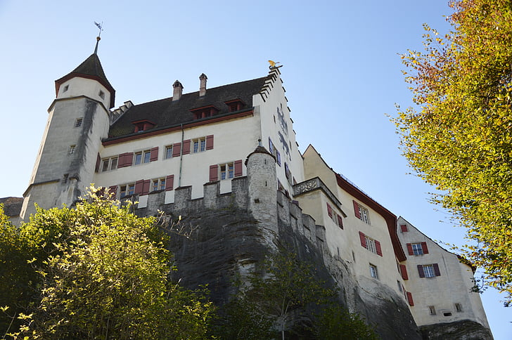 uzavreté lenzburg, Lenzburg, hrad, Aargau, Švajčiarsko, stredovek, historicky