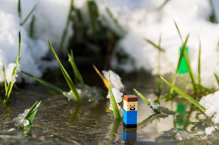 Minecraft, Steve, Creeper, zabawki, zimowe, lód, miniaturowe
