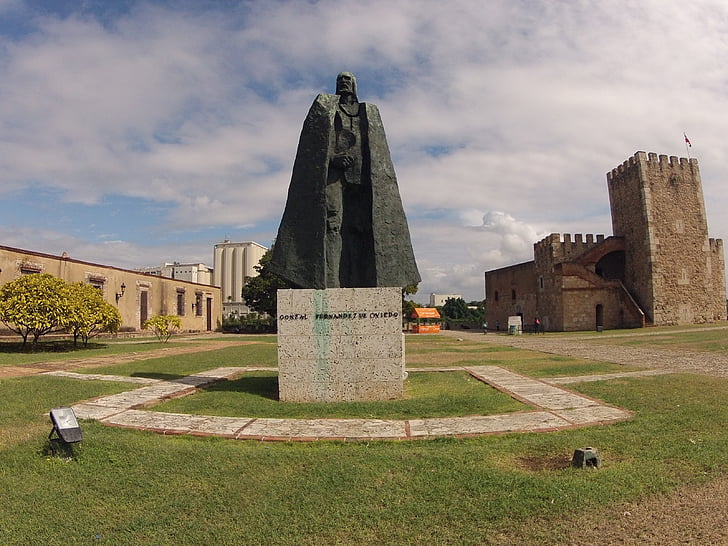 strong ozaleza, santo domingo, dominican republic, monument, landscape