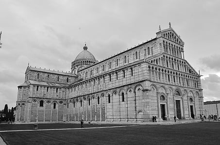 Pisa, Italien, Tourismus, Reise, Urlaub, Schauplatz, Religion
