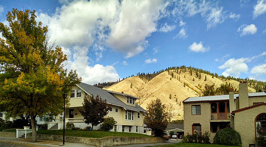 kasjmier washington, Wenatchee vallei, blauwe hemel, herfst, kleine stad