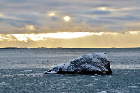 žiemą, jūra, saulės šviesa, žiemos peizažas, nuo užšalimo, Suomių