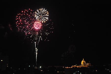 fuegos artificiales, noche, año nuevo, celebración, fuego - fenómeno natural, explosión, espectáculo de fuegos artificiales