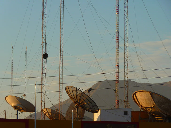 antenas de TV satelital, radio, antena, ver la tv, mástil de la antena, tecnología