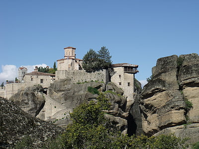 Saint metheors, Grèce, Saint metheora, monastères, architecture, histoire, célèbre place