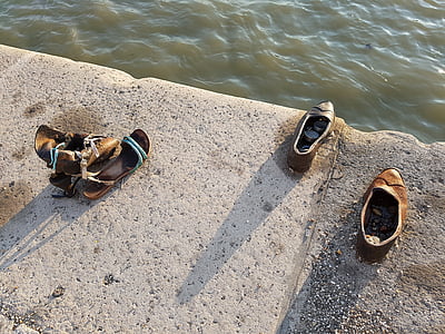 Budapest, zapatos, Banco del Danubio, Monumento, Monumento judío, Judaísmo, Holocausto