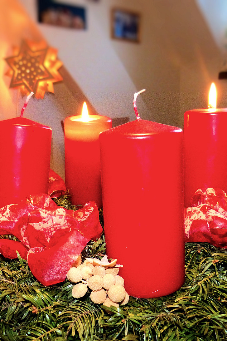 Advent, Adventes vainags, atmosfēra, Ziemassvētku laiks, gaismas, sveces, mīlu