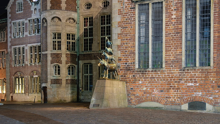 Bremen, byen musikere, Night fotografi, Bremen by musikere, skulptur, vartegn, Steder af interesse