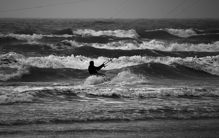 Kite surfer, vågor, vattensporter