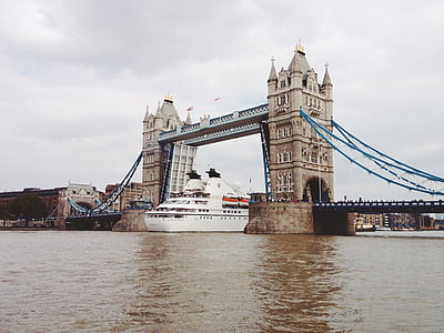 London, Thames, Tower bridge, Thames river, Londona - England, UK, Anglija