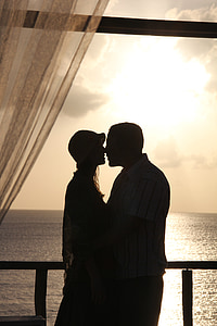 ljubav, Ljubitelji, poljubac, zalazak sunca, romantična, romansa, par