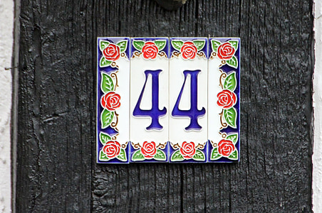 house number, number, pay, digits, 44, forty four, tile