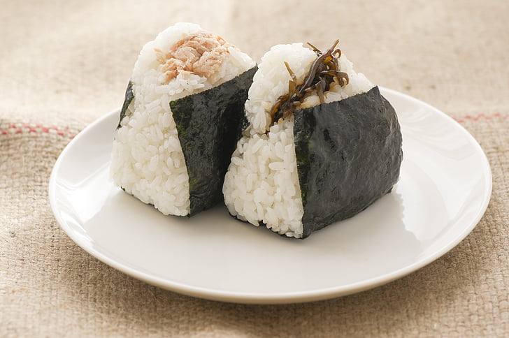 rice ball, food, diet, japan, japanese food, salmon, kelp